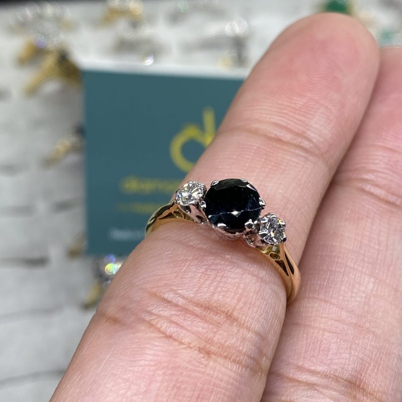 White-Yellow-Gold-Diamond-Ring