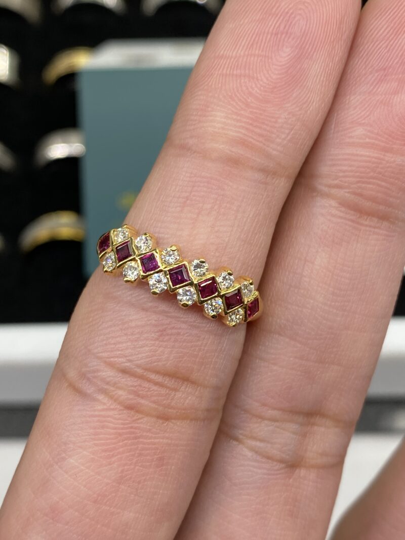 18K Yellow Gold Natural Diamond Ring