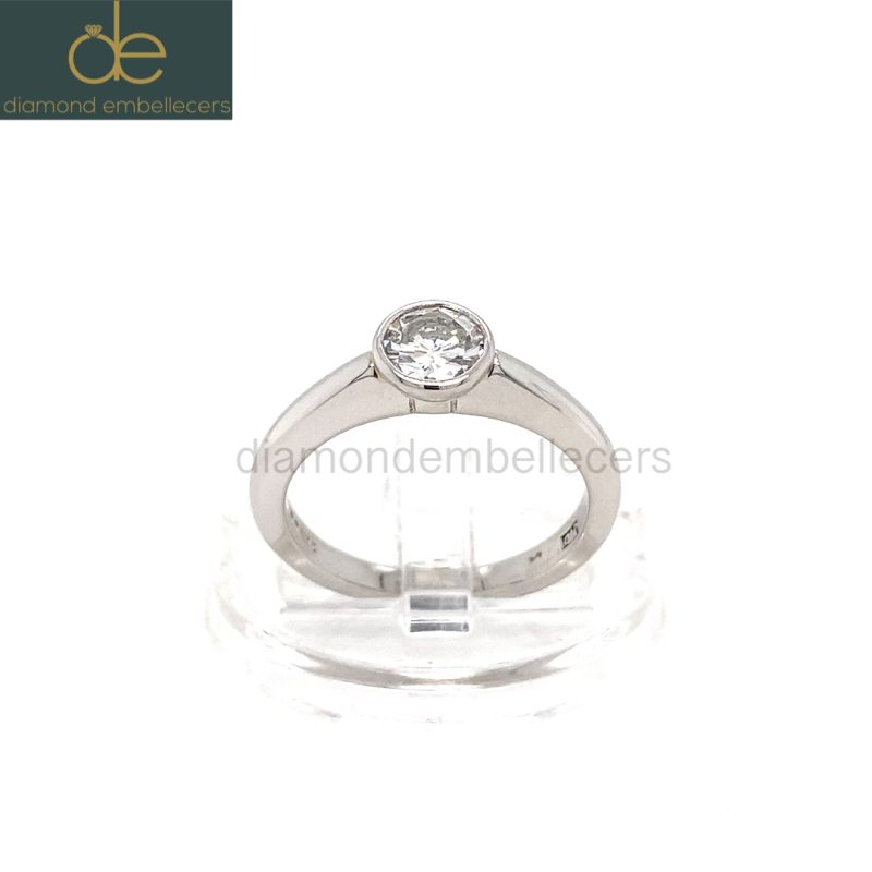 Platinum-Diamond-Solitaire-Ring