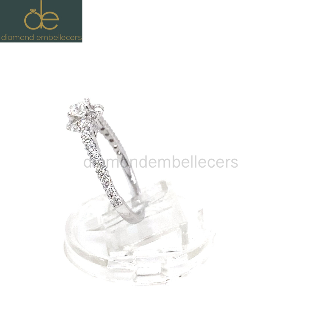 18K White Gold Natural Diamond Ring - Image 3