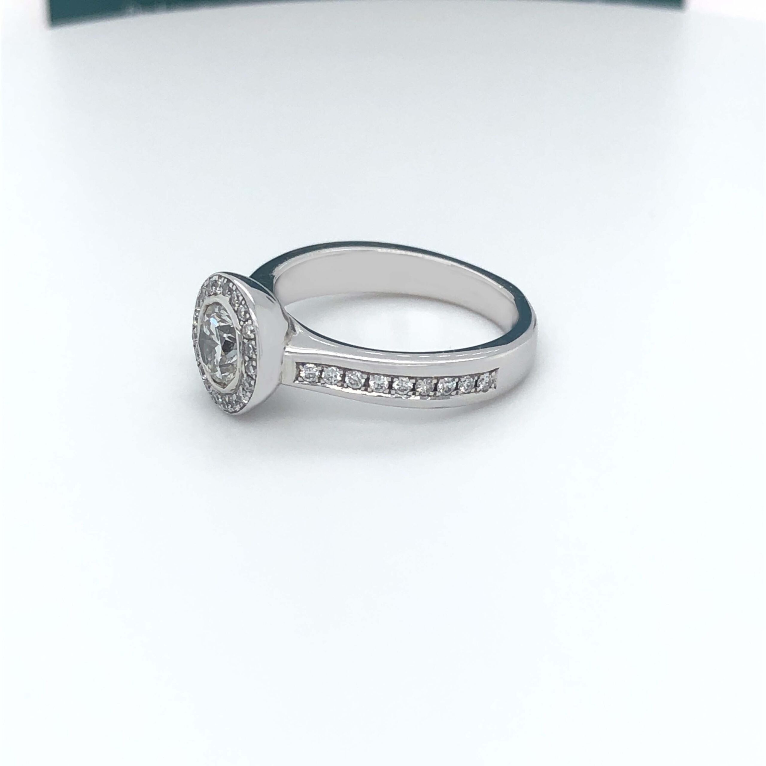 WGI Certified 18K White Gold 1.09ct Natural Diamond Ring - Image 4