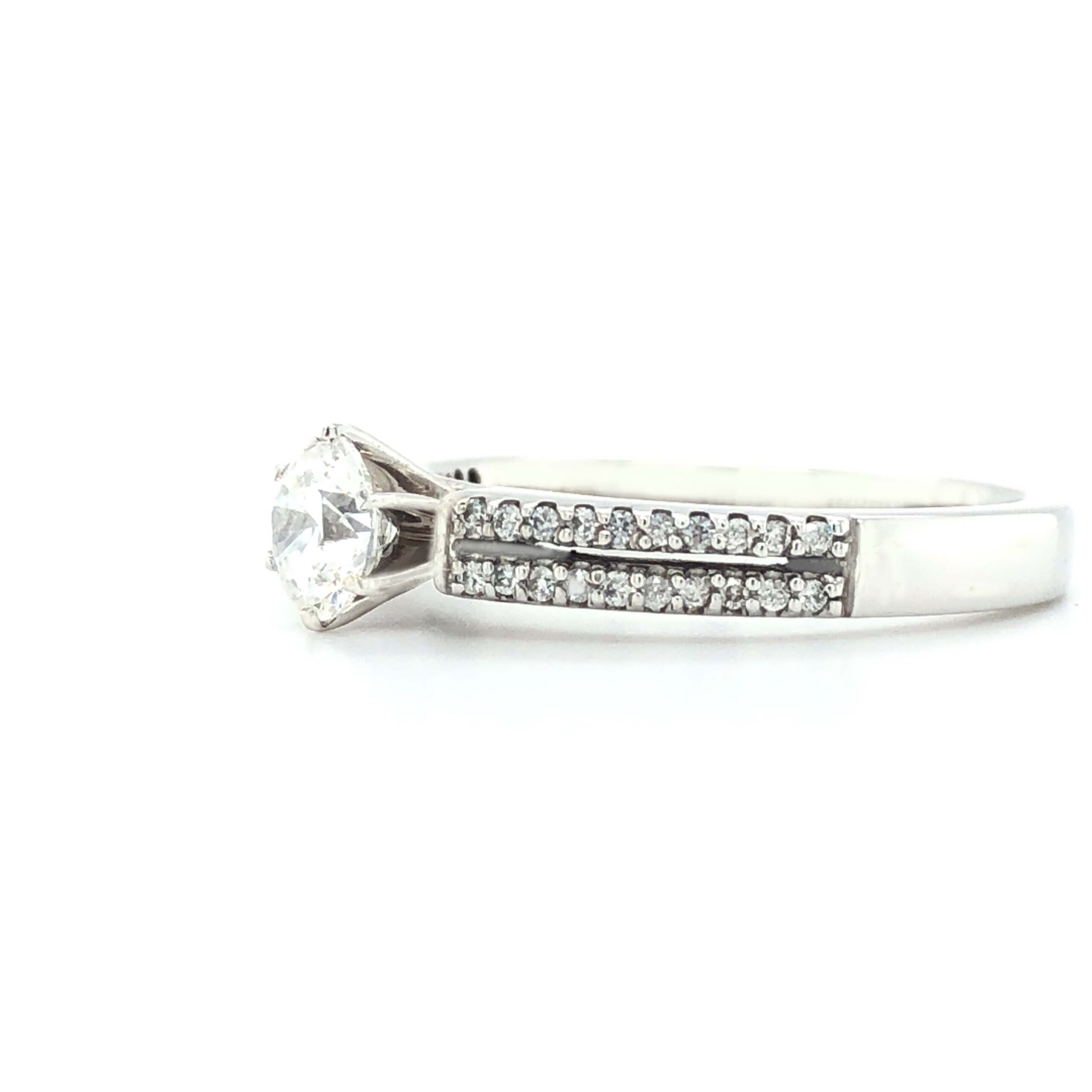 GIA Certified 18K White Gold 0.74ct Natural Diamond Ring - Image 3