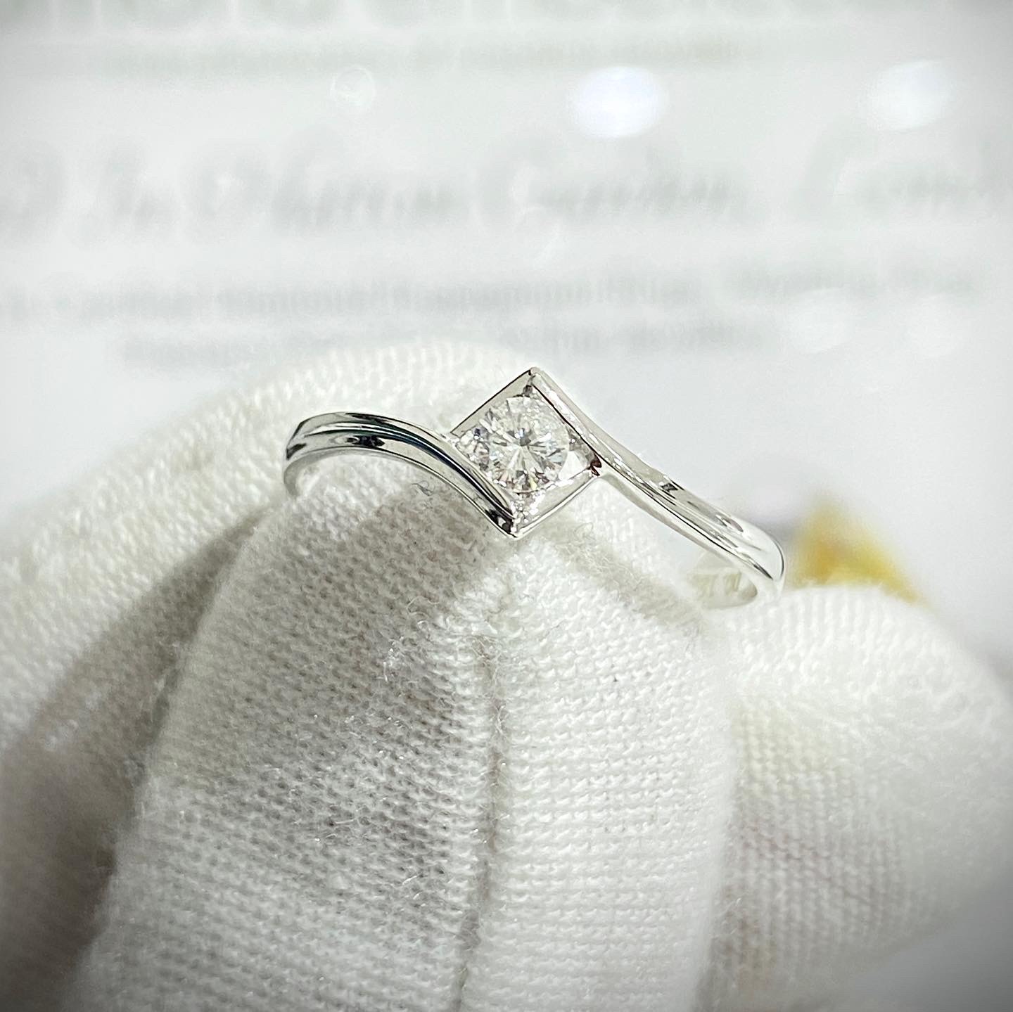 White Gold Natural Diamond Ring