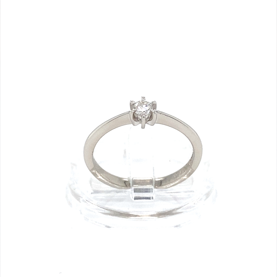 Platinum 900 Natural Diamond Ring