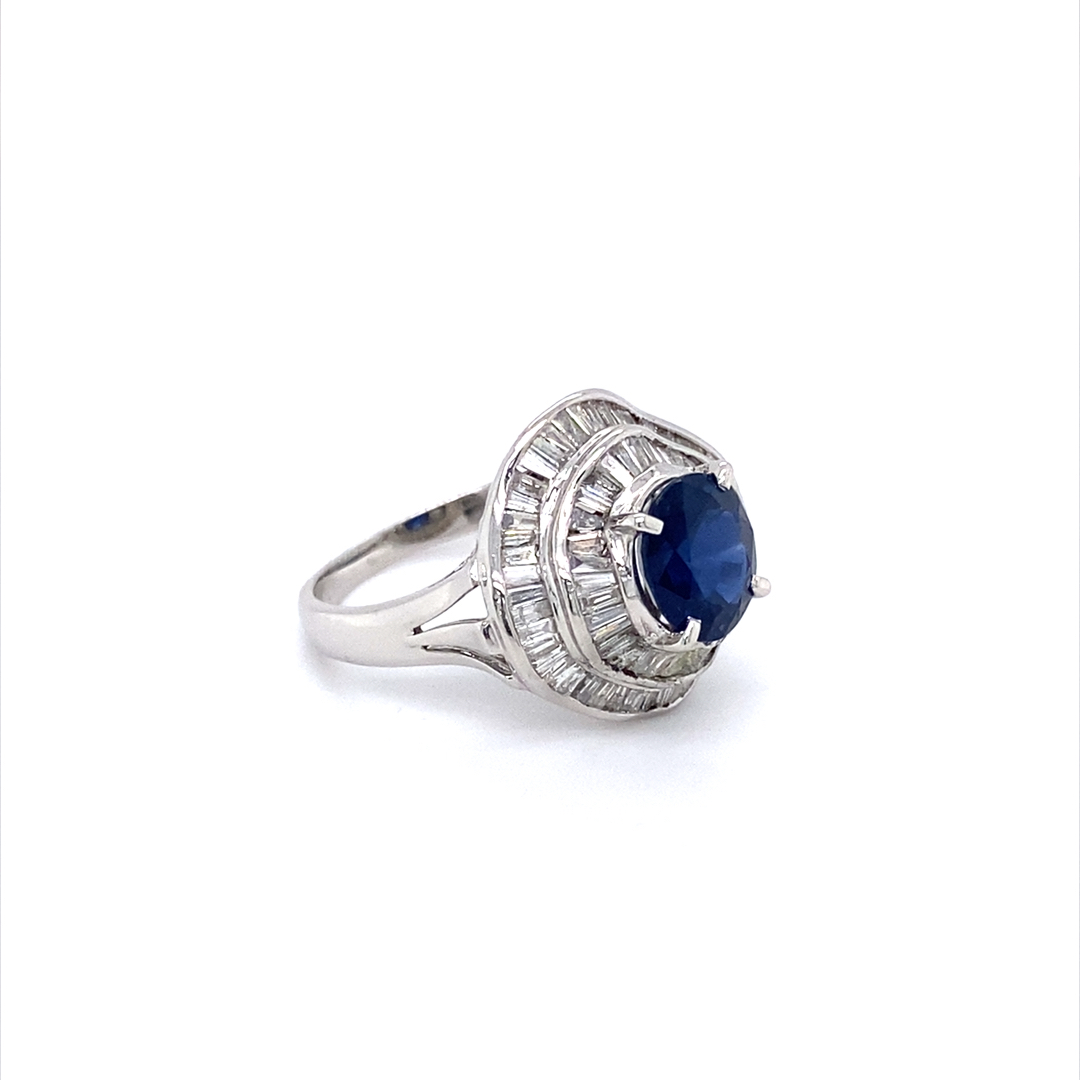 Platinum Natural 2.9ct Sapphire Halo Baguette Diamond Ring - Image 4